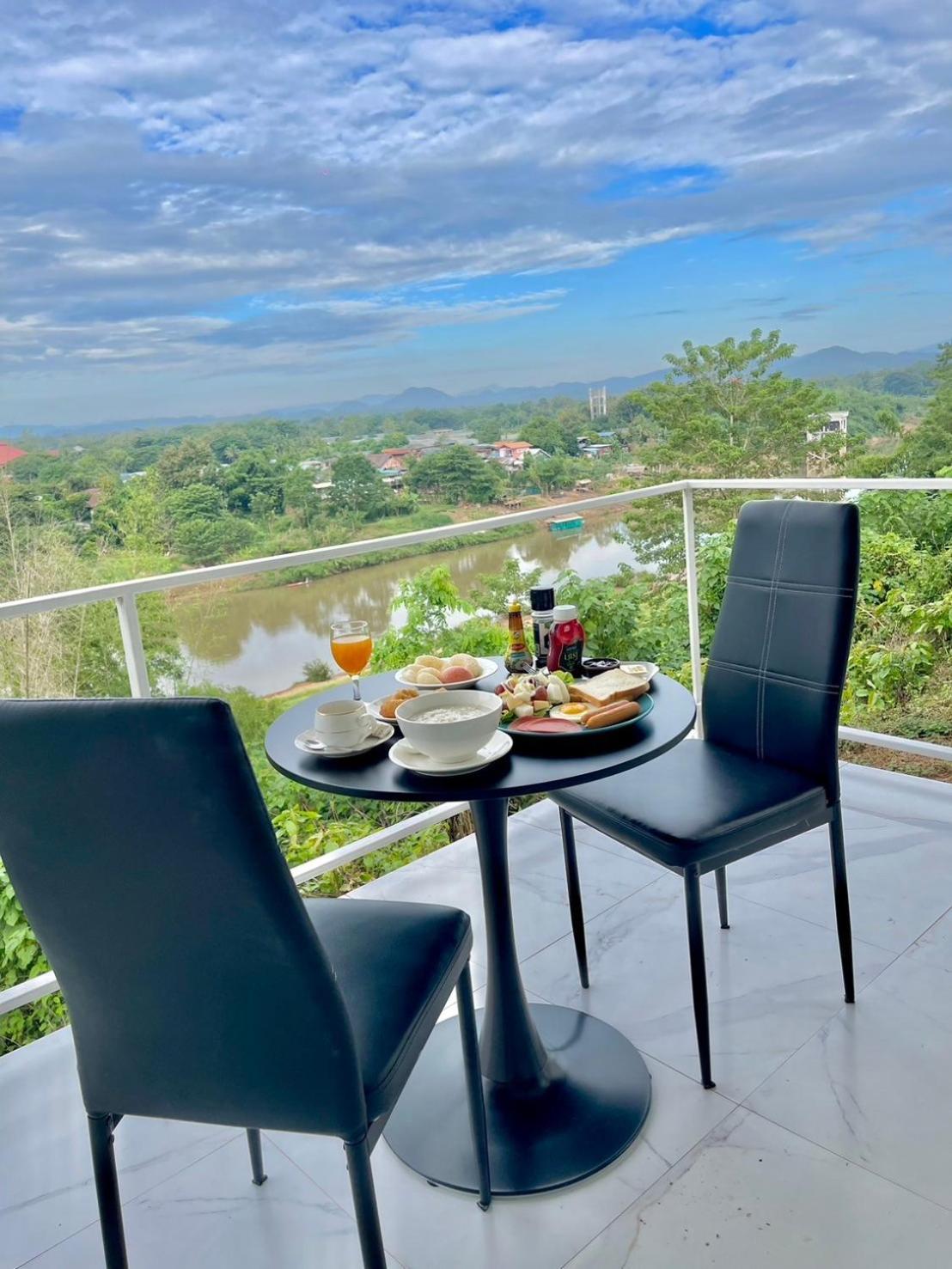 River Valley Resort แอทน่าน Exteriér fotografie